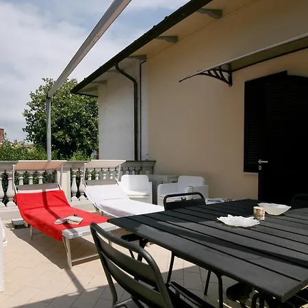 Bonnes A Apartamento Pietrasanta